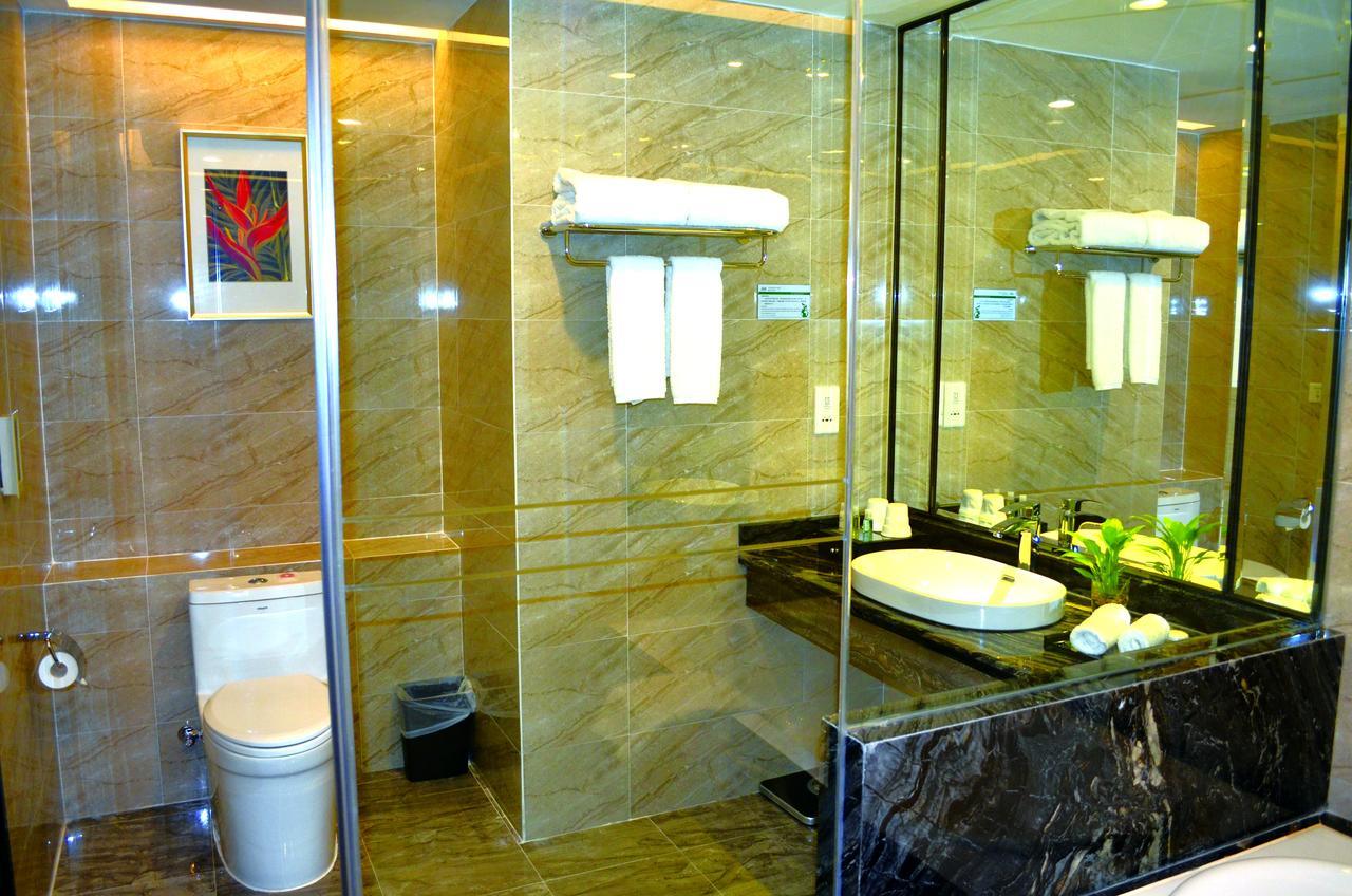 Manhatton Hotel Zhuhai Exterior foto
