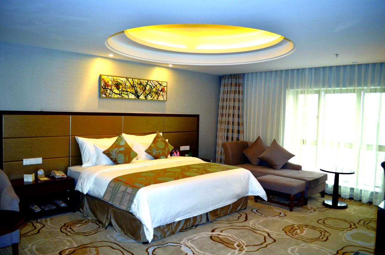 Manhatton Hotel Zhuhai Exterior foto
