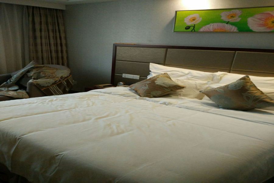 Manhatton Hotel Zhuhai Exterior foto